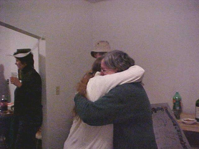 hug1.jpg (127298 bytes)